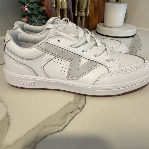 NEW Vans Lowland CC sneakers in a white and grey colorway| 7.5 - Picture 2 of 7